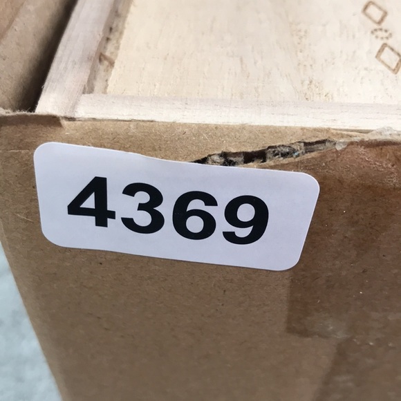 Aviva Stanoff Carved Gift Box of Sage and Crystals New - Picture 9 of 9